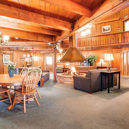 Petite Remodeled Corner Unit With Lots Of Light, Onsite Hot Tubs, Walk To Town Pm4A Apartment Breckenridge Exterior photo