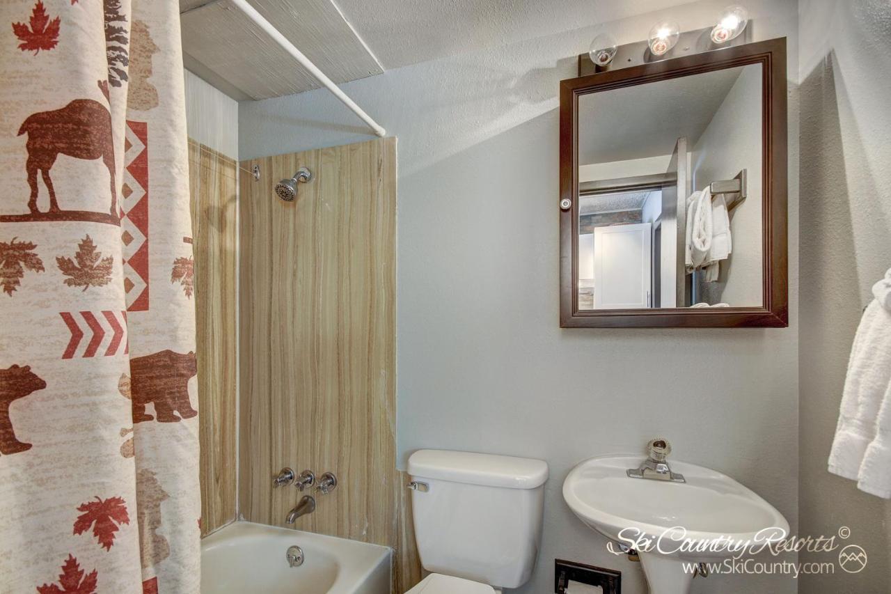 Petite Remodeled Corner Unit With Lots Of Light, Onsite Hot Tubs, Walk To Town Pm4A Apartment Breckenridge Exterior photo